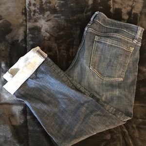 Gap cropped jean